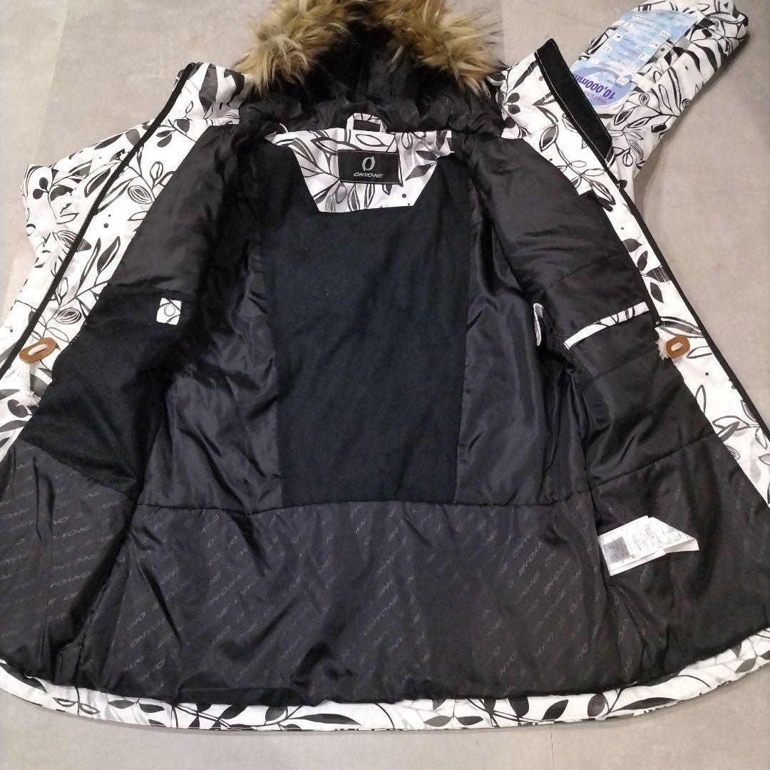 新品オンヨネ レディースL 多機能 多収納 スキーウェア上下セット スノーウェア