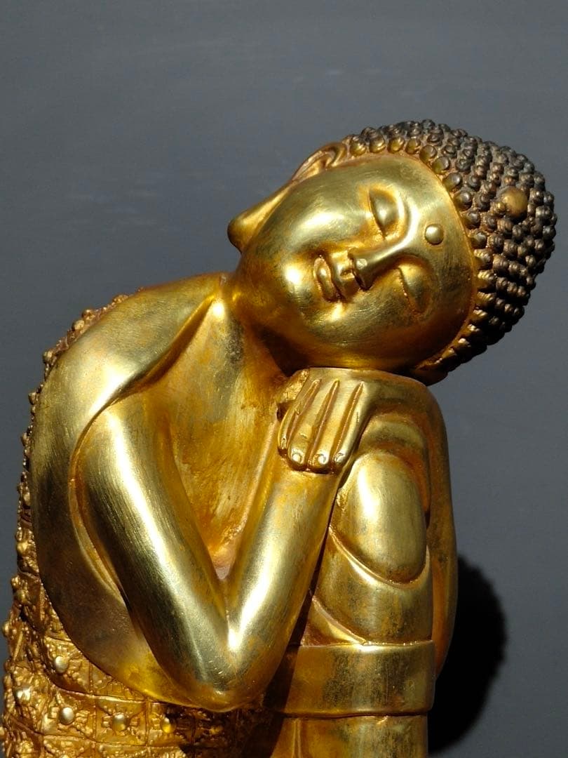 仏像　釈迦牟尼 純銅製 鎏金 置物　古美術　インテリア　逸品