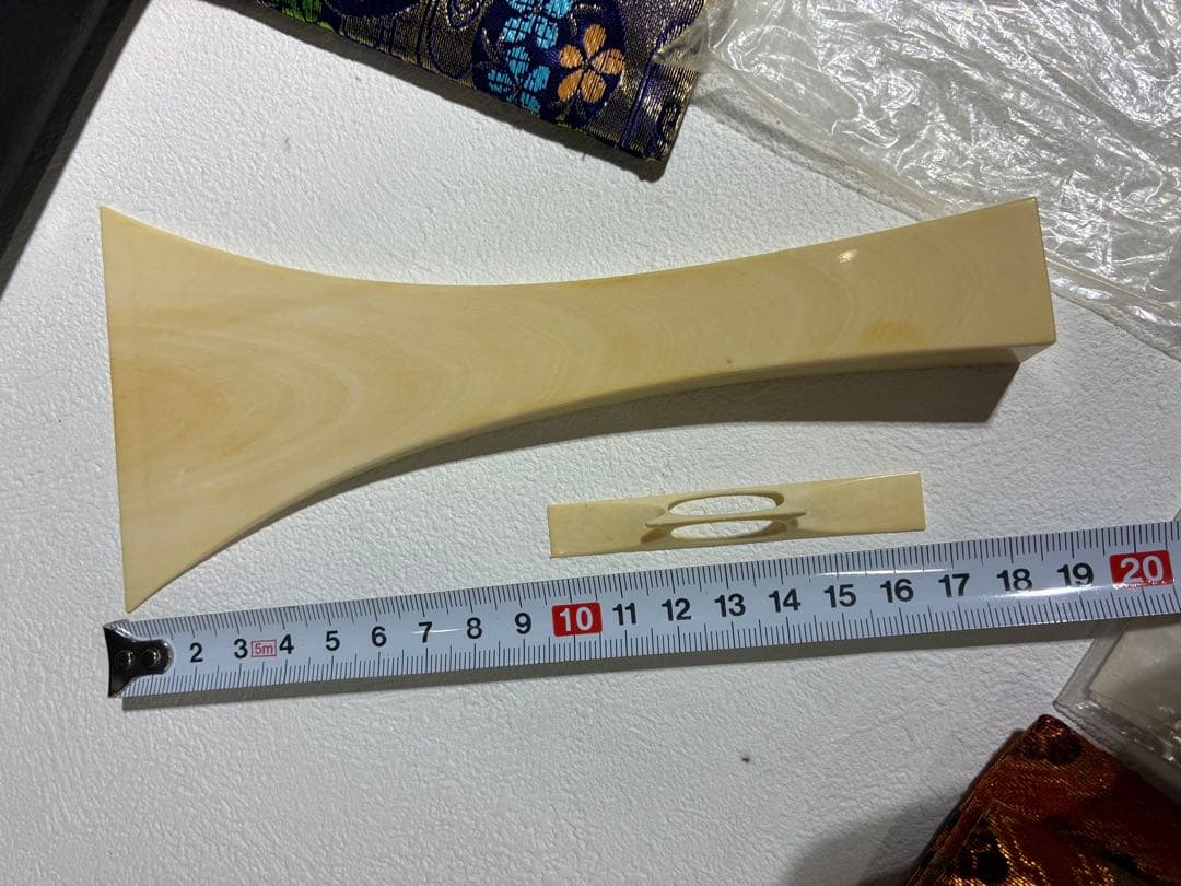 希少最高級 三味線 セット K18 18金 金細 綾杉胴 バチ 撥 糸巻 駒