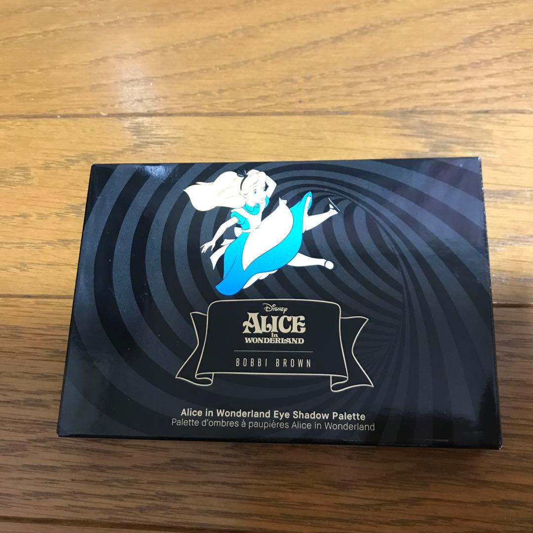 Bobbi Brown アリス イン ワンダーランド アイシャドウパレット