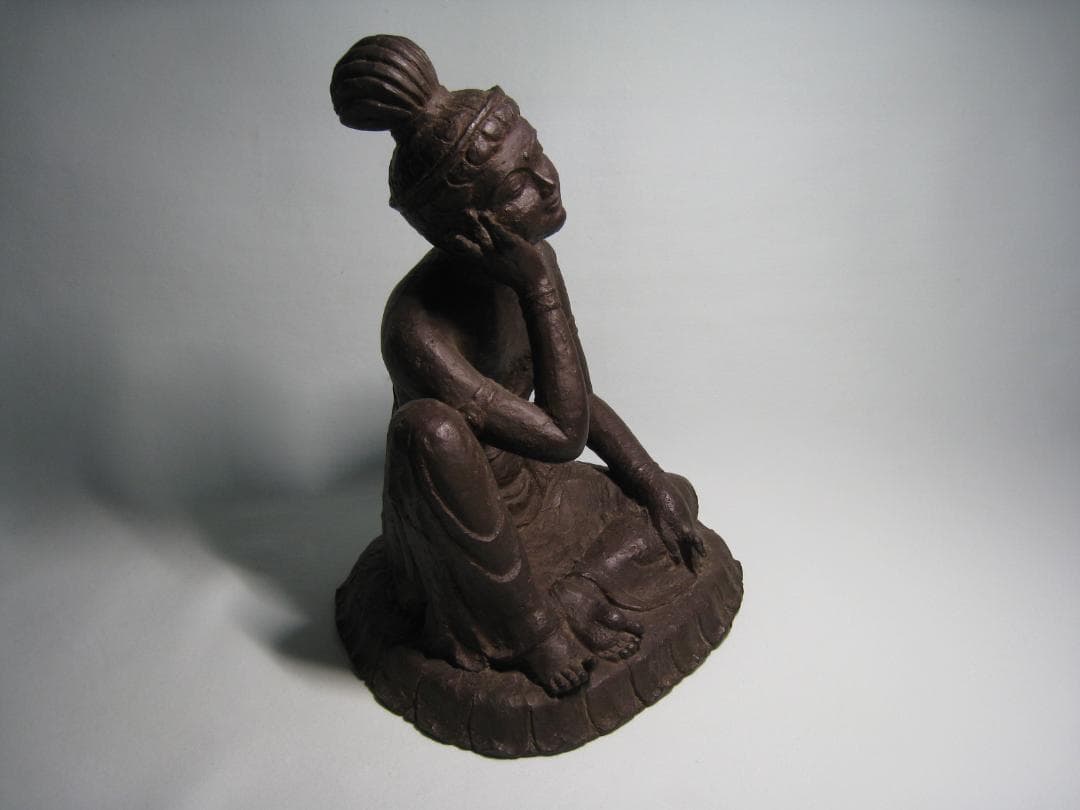 ブロンズ製　【やすらぎ】友沢正彦　おはぐろ技法　如意輪観音菩薩坐像