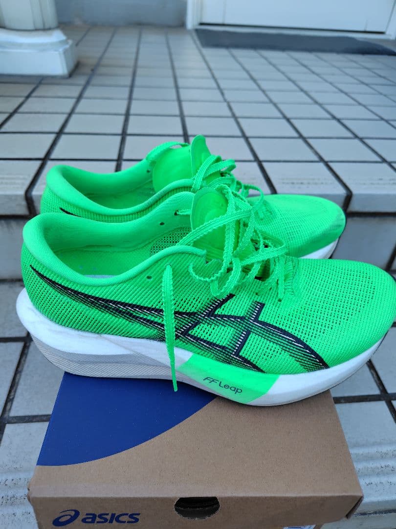Asics　マジックスピード5
