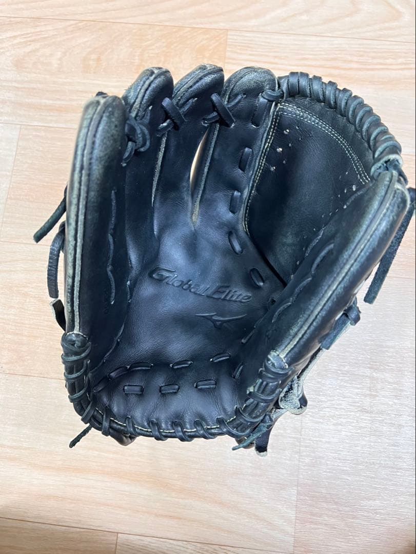 ミズノ　軟式グローブ グローバルエリート　左投げ　（サイズ写真追加）