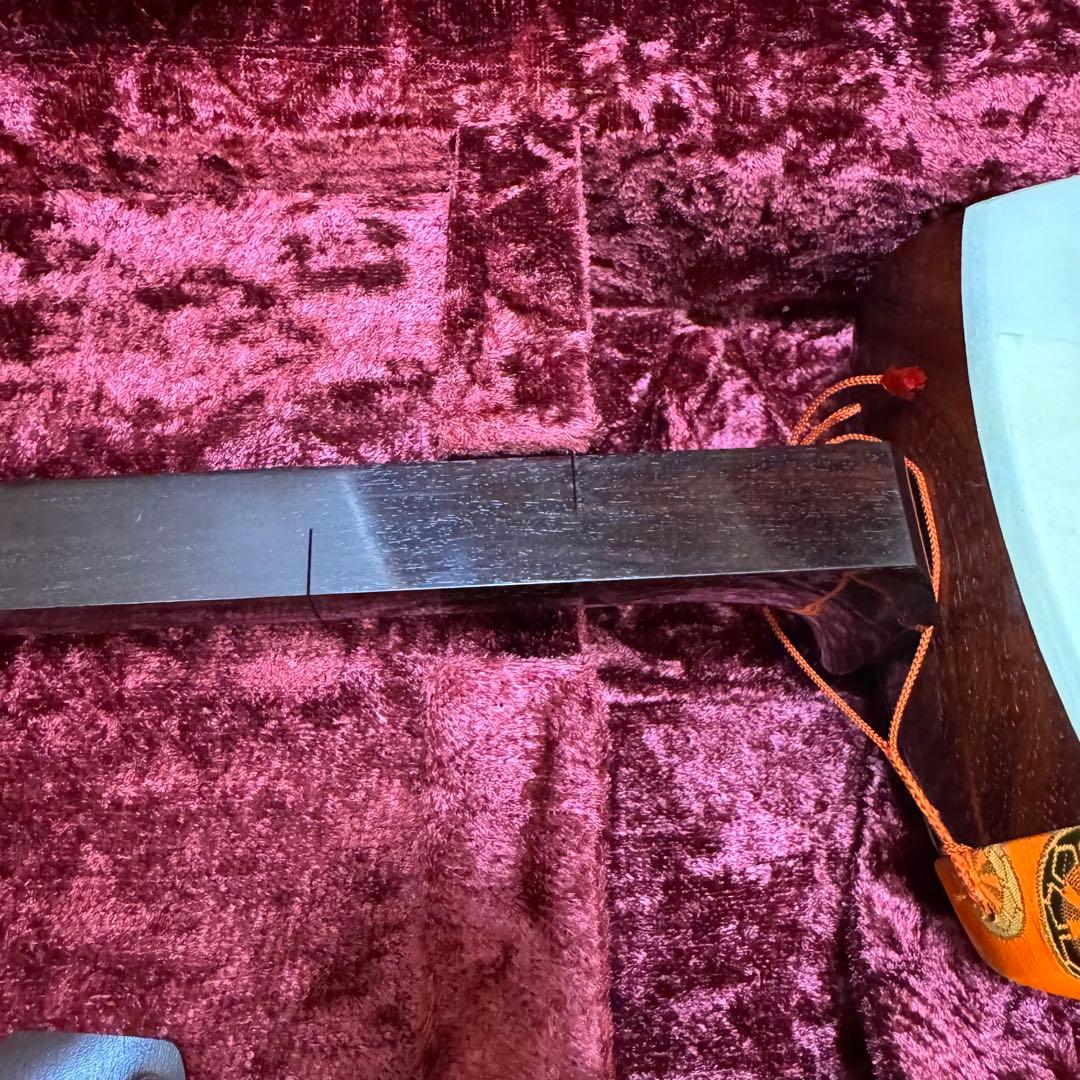 【最終値下げ】地唄三味線 紅木 正寸 トチ ハードケース　木製スタンド付き