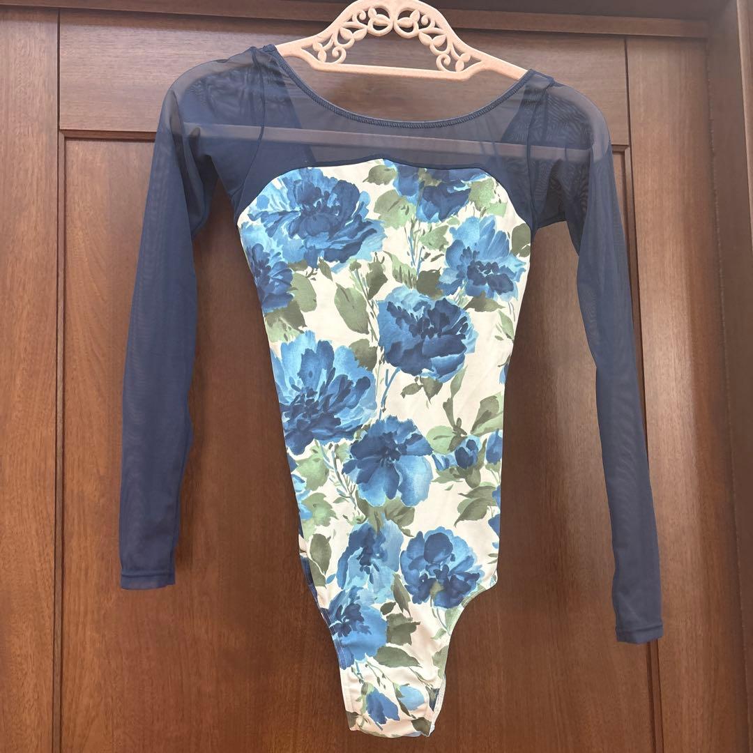 stina 青色花柄 長袖レオタード