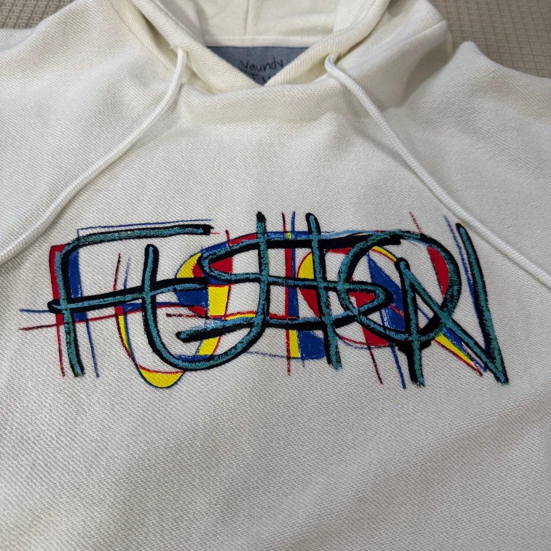 Vaundy FUSIONロゴ刺繍フード付きライブパーカー　Mサイズ