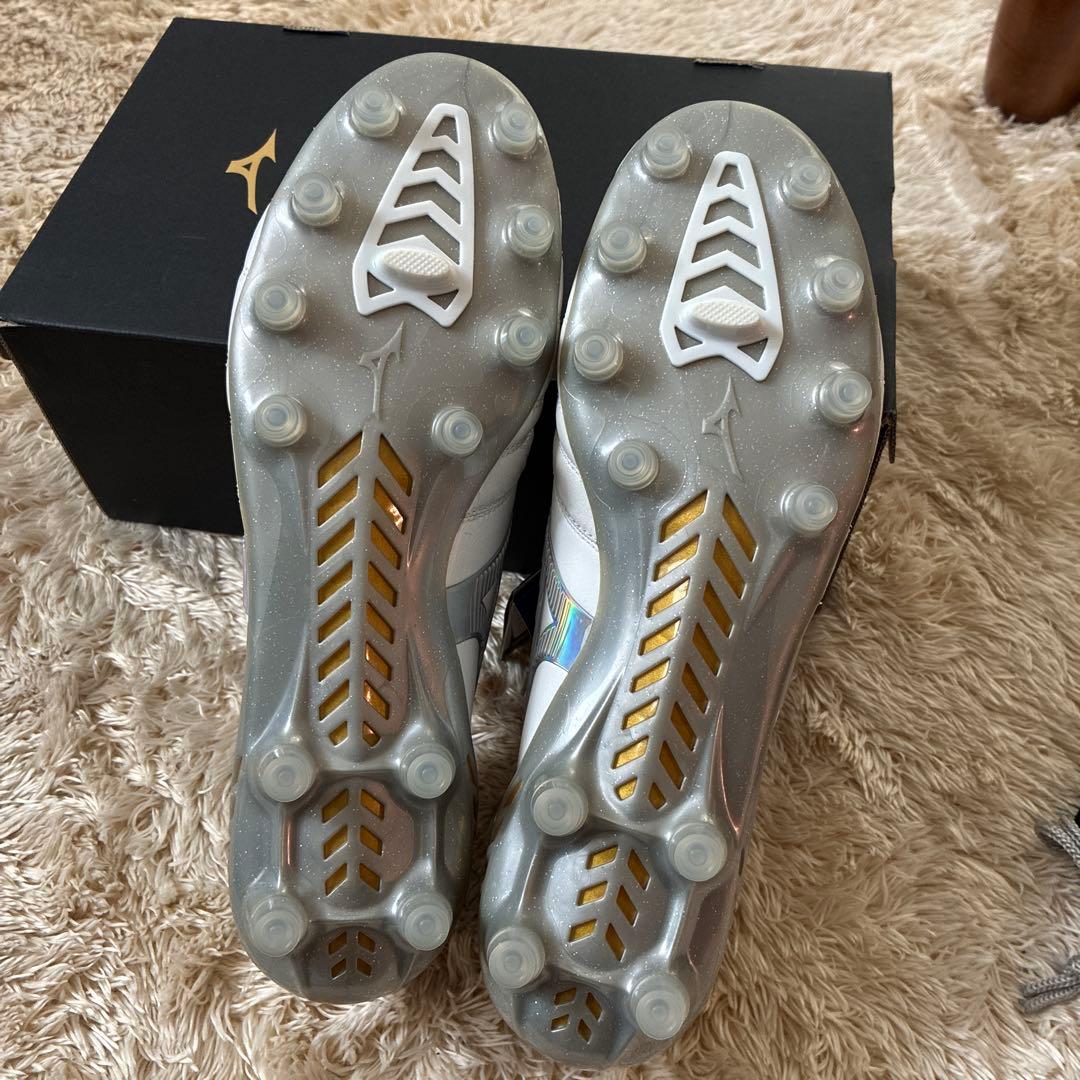 モレリア　ネオ　3 ジャパン　新品タグ付き　27センチ　サッカー　スパイク