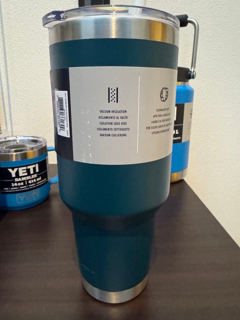 YETI Rambler 42 oz (1.2 L) ストローマグネイビー