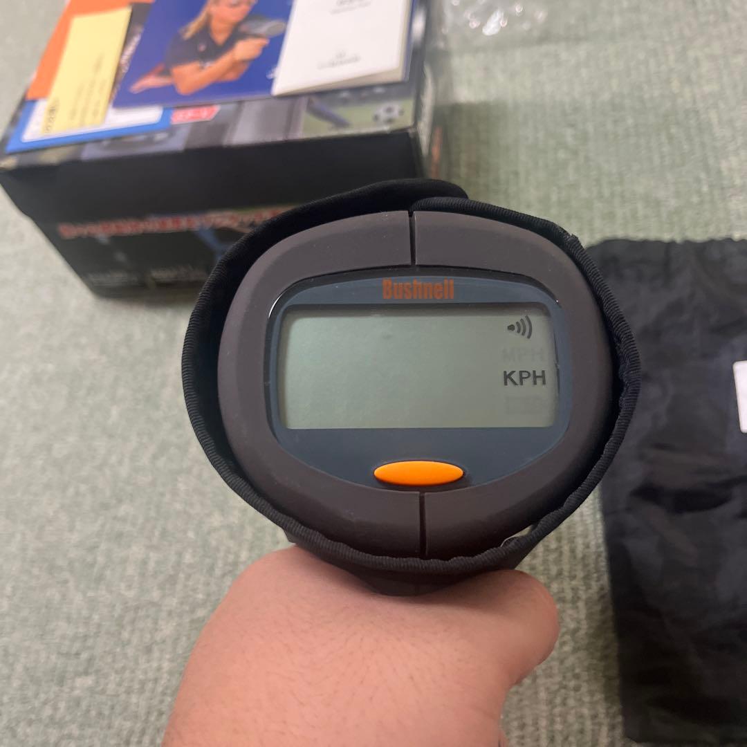 Bushnell プッシュネル　スピードガン　野球
