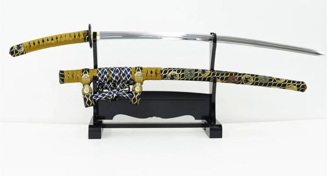 模造刀/鑑賞用　錦包糸巻太刀拵 小烏丸