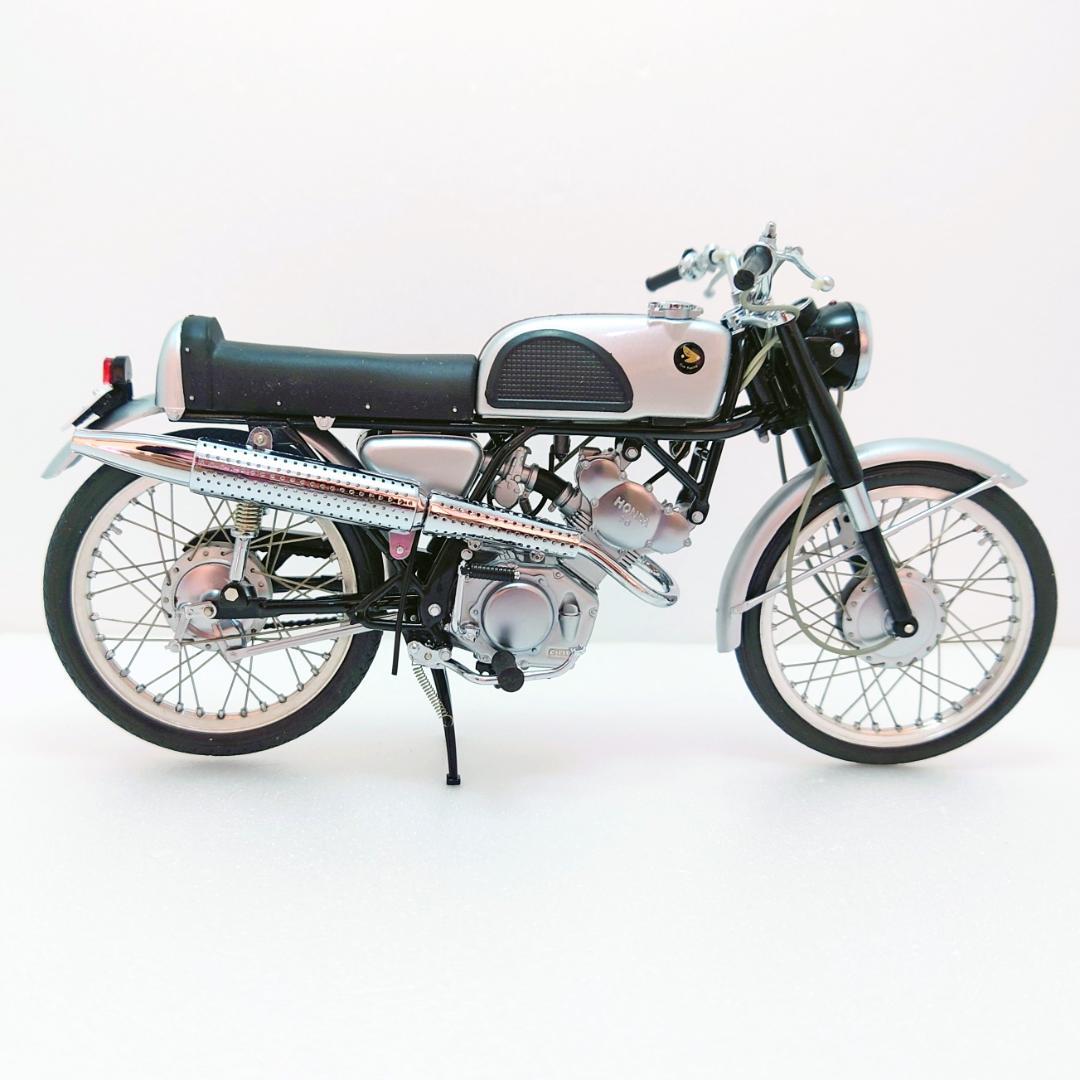 希少　EBBRO　ホンダ　CR110　ストリート　1962　バイク　精密模型
