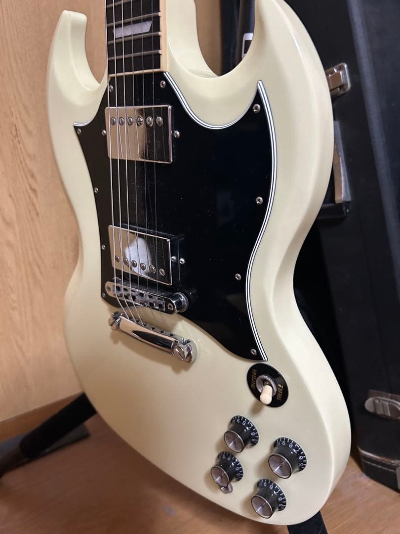 Gibson SG アイボリー ギターケース付き