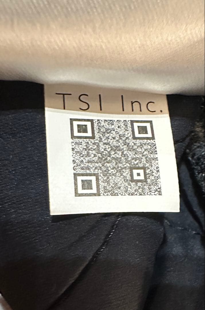 パーリーゲイツ　PGG キルティング　ハーフパンツ　中綿　メンズ　サイズ４