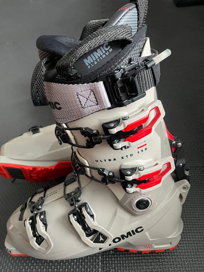 ATOMIC　HAWX　ULTRA　XTD　130　GW　25/25.5