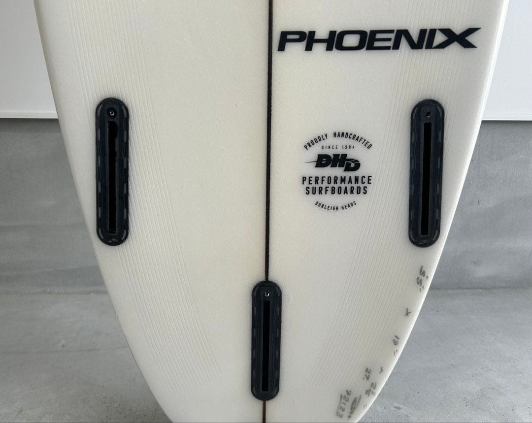 【最終値下】DHD サーフボード PHOENIX 5.5ft/27L