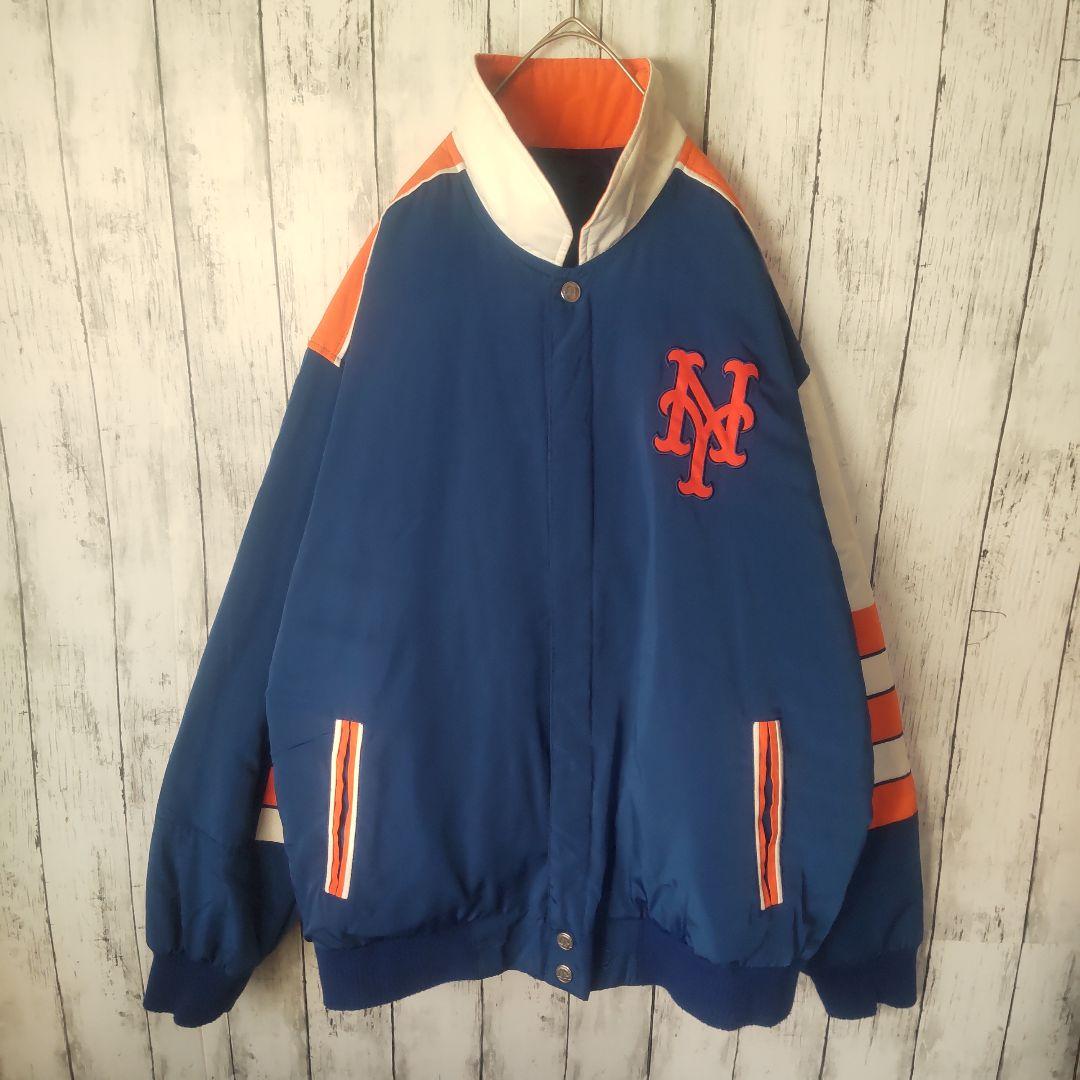 MLB メッツの刺繍ビッグロゴが映えるリバーシブル仕様の合皮スタジャン古着 XL