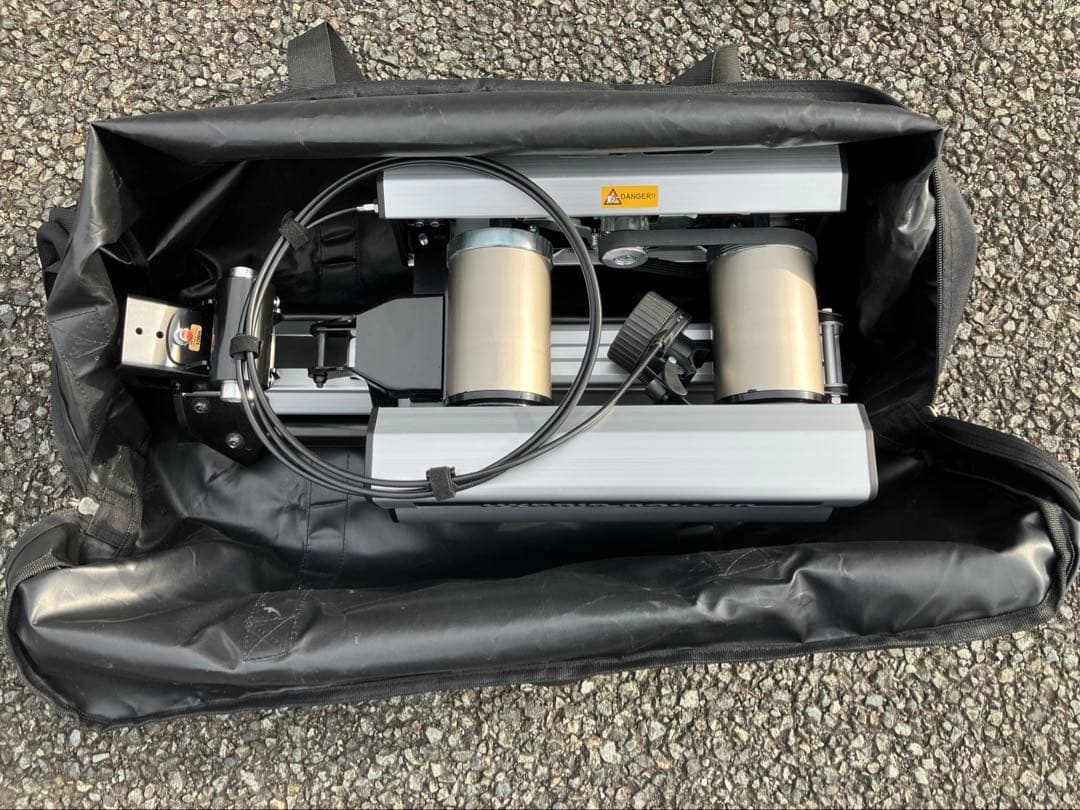 MINOURA ミノウラ　FG550A ハイブリッドローラー　キャリングケース付