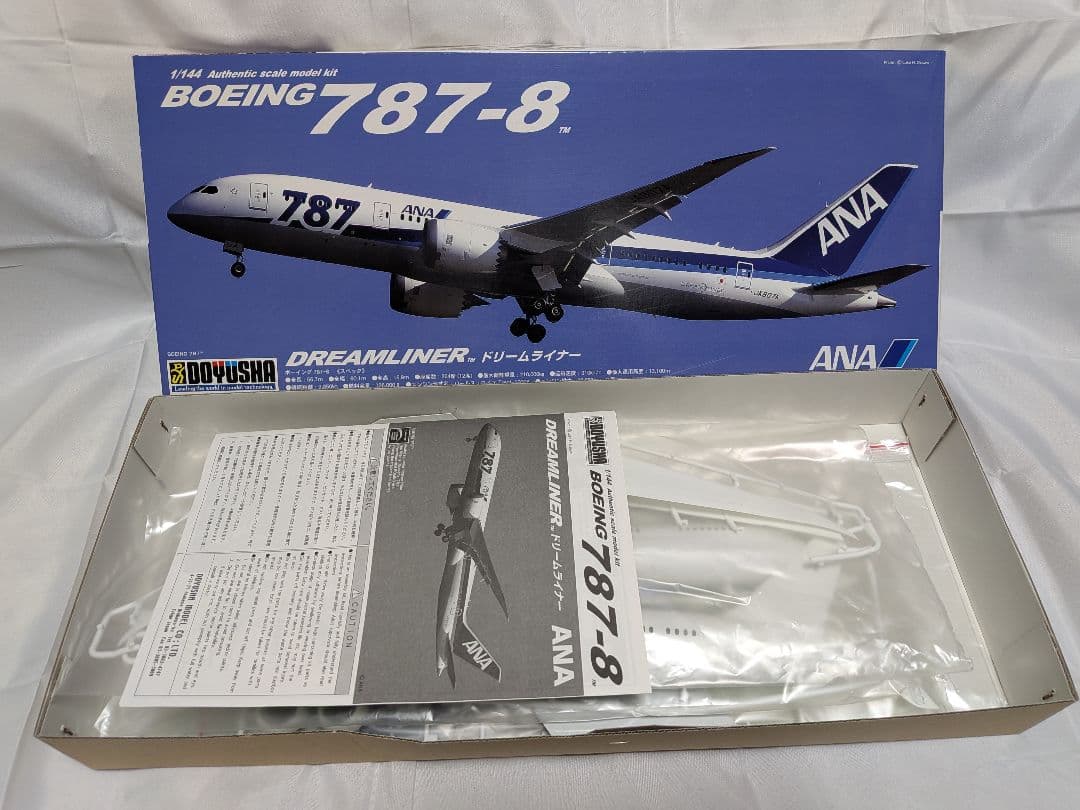 童友社 1/144 ana ボーイング787-8ドリームライナー