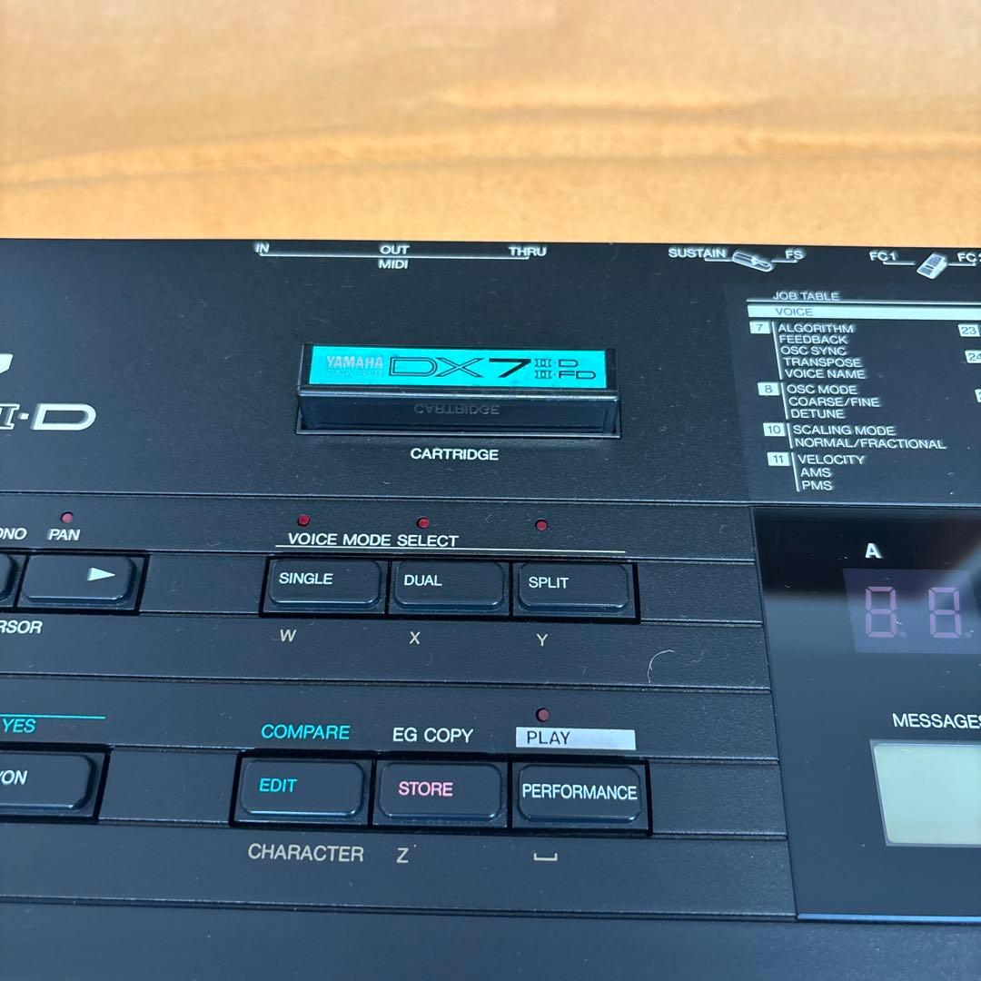 YAMAHA ヤマハ DX7 II D シンセサイザー ROM付 ケース付