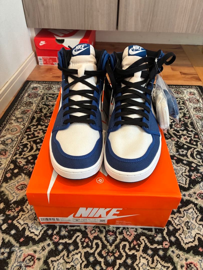 NIKEシューズ　AJKO1。