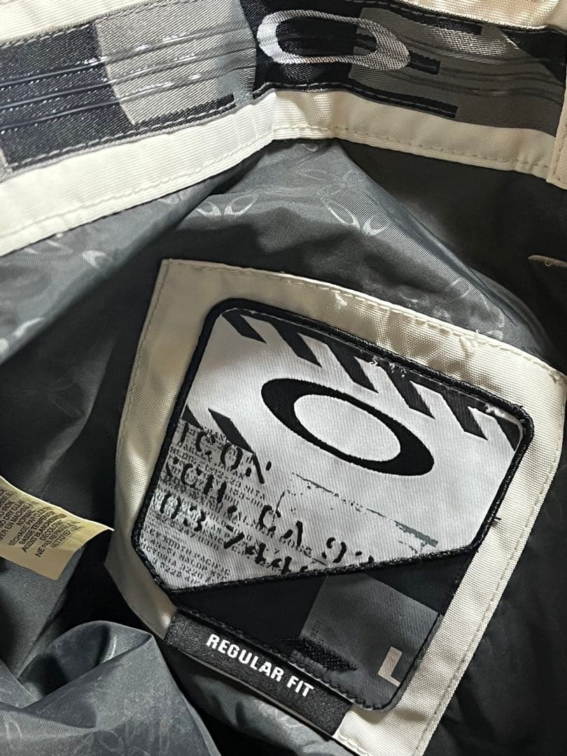 OAKLEY スノーボードウェア Lサイズ