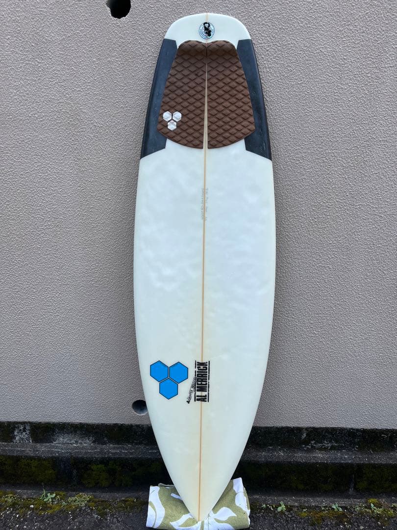 アルメリックネックベアード5'7 28.1L PU 手渡し