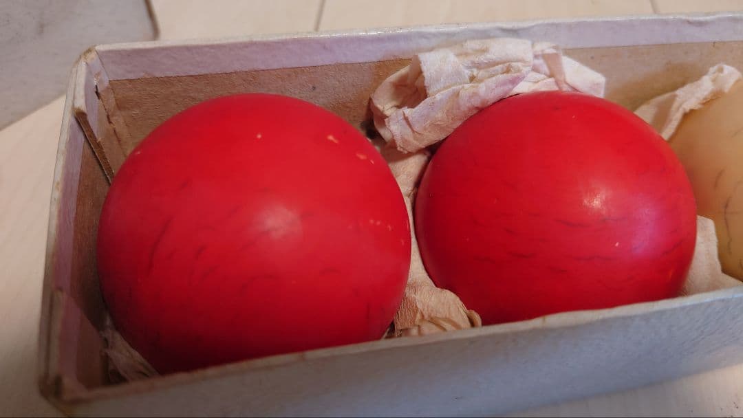 象牙風　ビリヤード　キューボール　骨董品　赤白