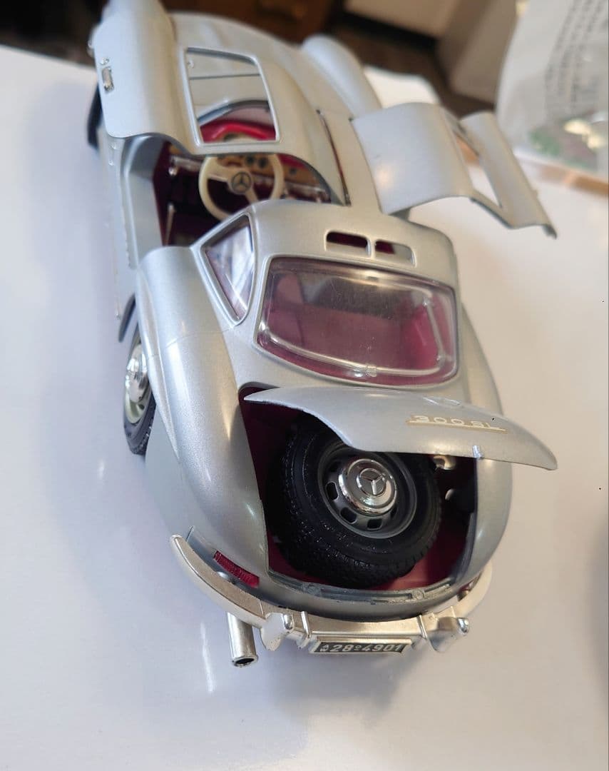 2台セット メルセデス 1/18 箱なし イタリア製 MERCEDES まとめて