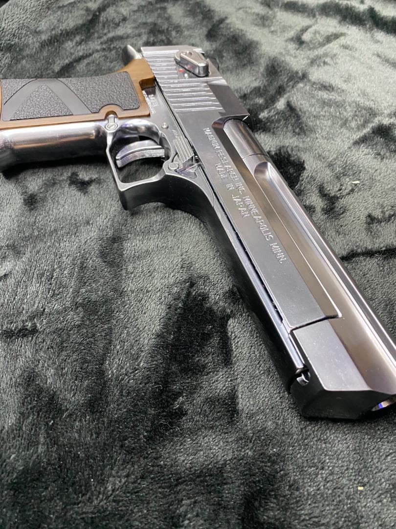 リョリョ　東京マルイ限定モデル　バイオハザードRE:2 ライトニングホーク