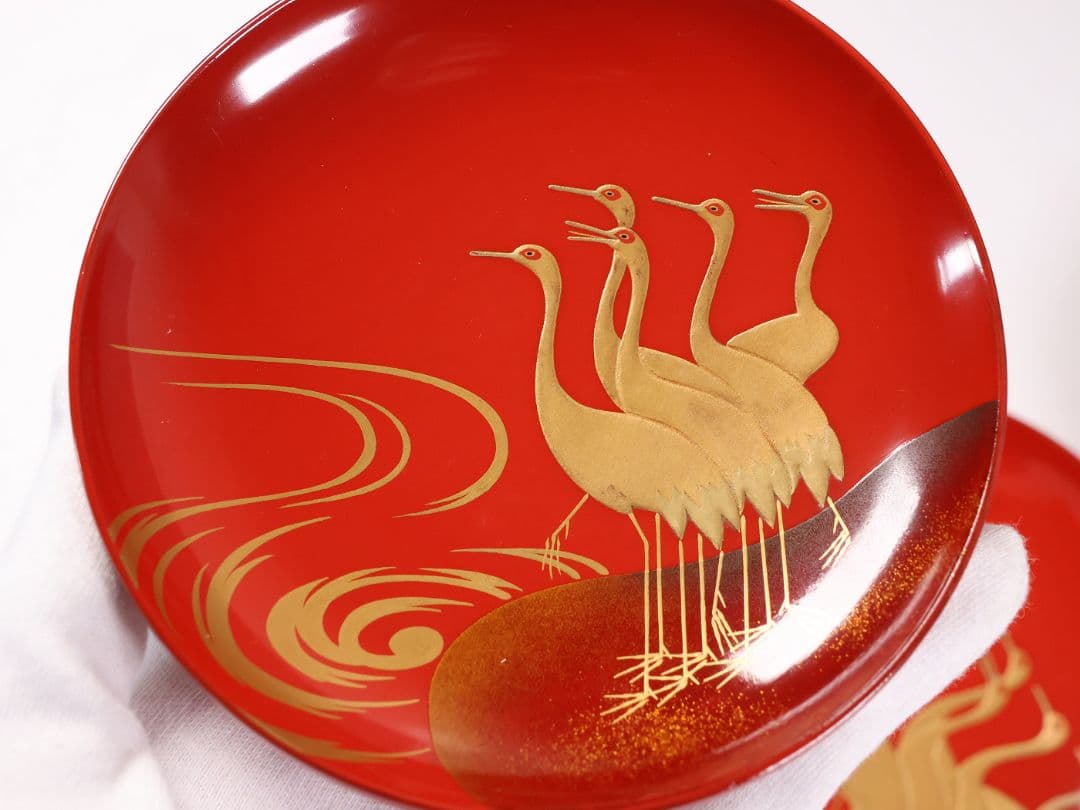 【CM375】時代木製漆器 光琳写 金蒔絵 群鶴図 朱塗 引盃 五客 小皿 杯