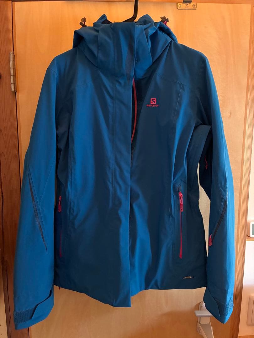 【美品】Salomon レディース スキーウェア 上下セット L 防水透湿素材