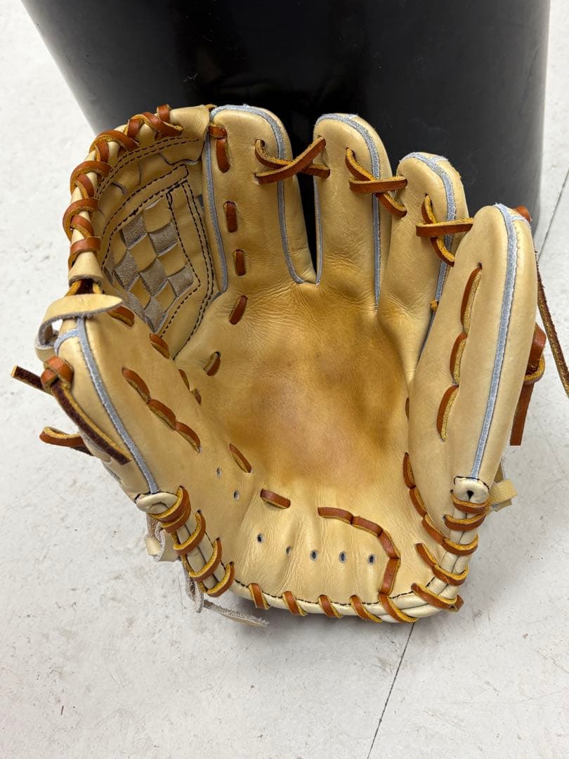 Greedy 投手用グローブ　特殊重心　小指2本