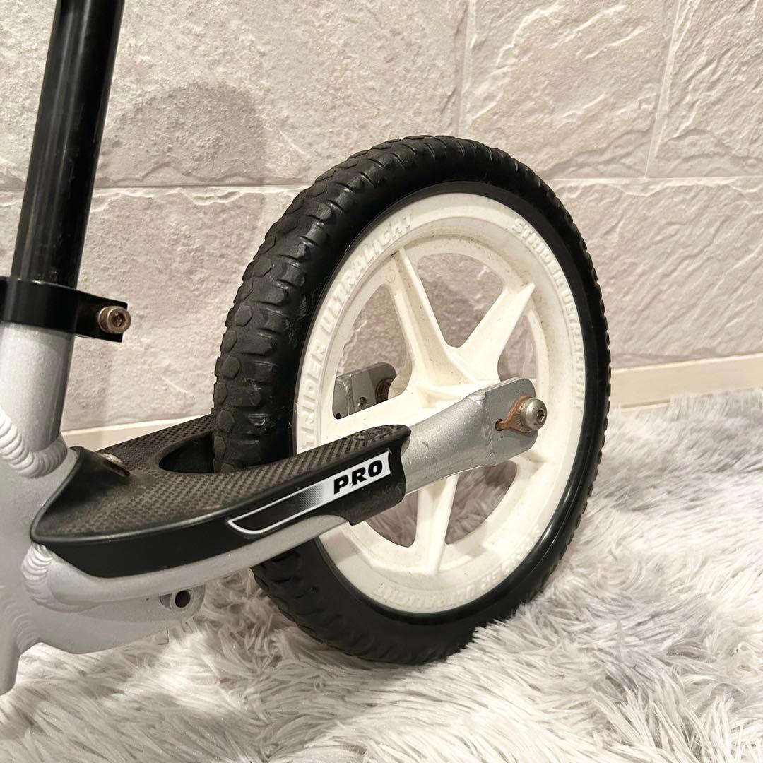 ストライダー プロ シルバー 12インチ 子供 キッズ 幼児用自転車 大人気