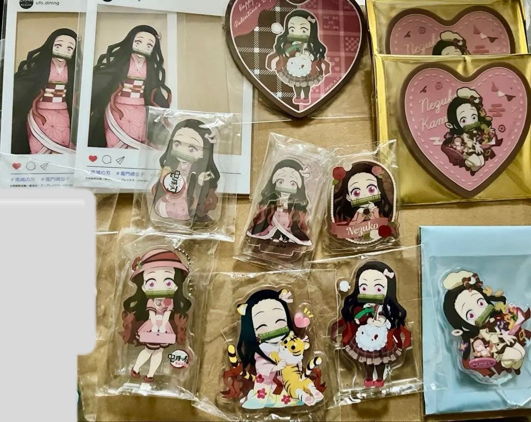 鬼滅の刃 禰豆子 ひな祭り バレンタイン ハロウィン 卯年 缶バッジ チェキ