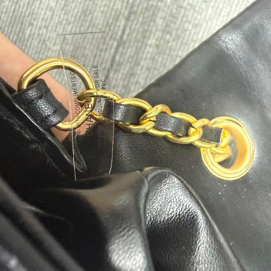 ノベルティ ゴールド金具 ハートチェーン ショルダーバッグ 黒