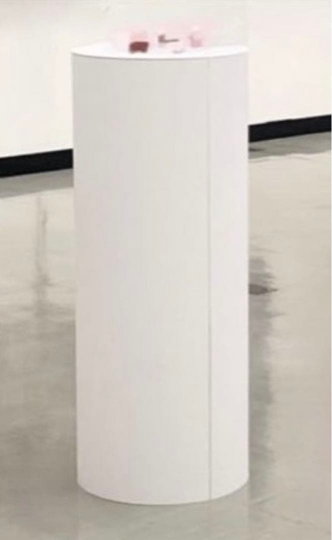 【引き取り限定】円柱型の展示台※硬質紙製