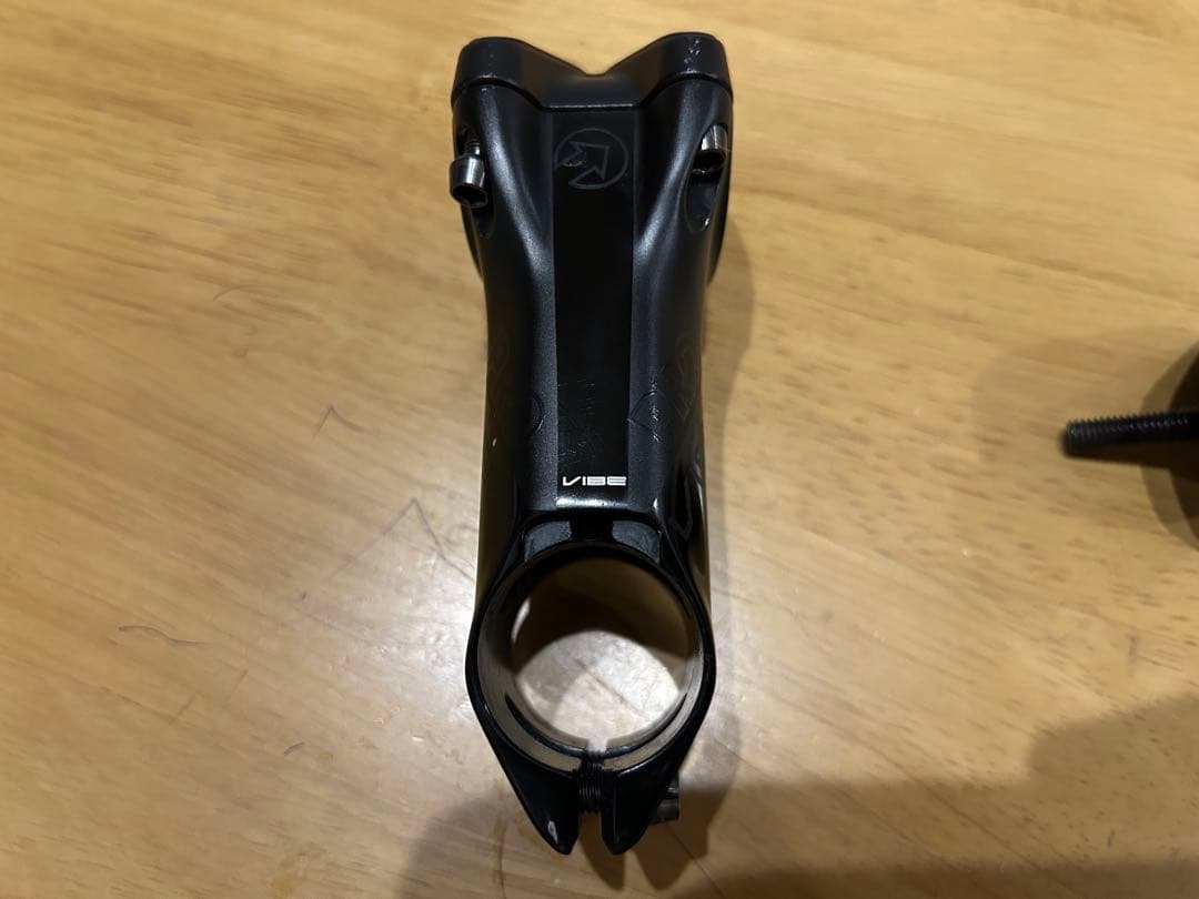 PRO Vibe ステム -10° 80mm 1-1/8 専用コラムキャップ付