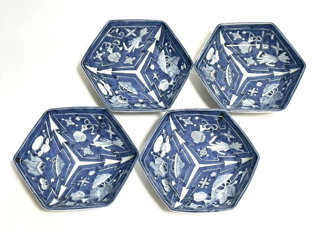 古伊万里　染付　宝尽図　幾何学　六角形　向付　小皿　4枚　アンティーク　骨董
