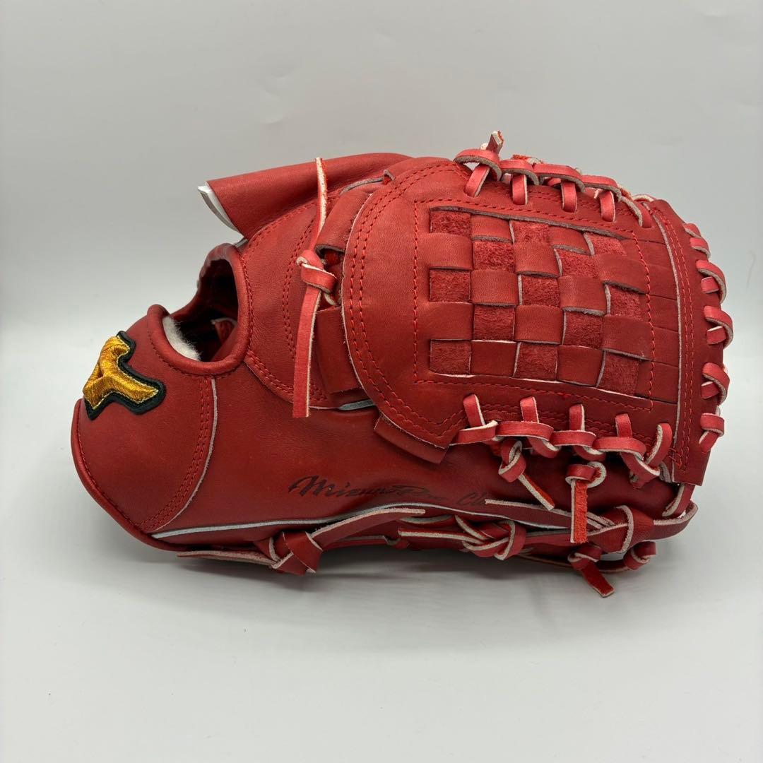 ミズノプロClassic 軟式グローブ投手用　右投げ新品　1AJGR31101