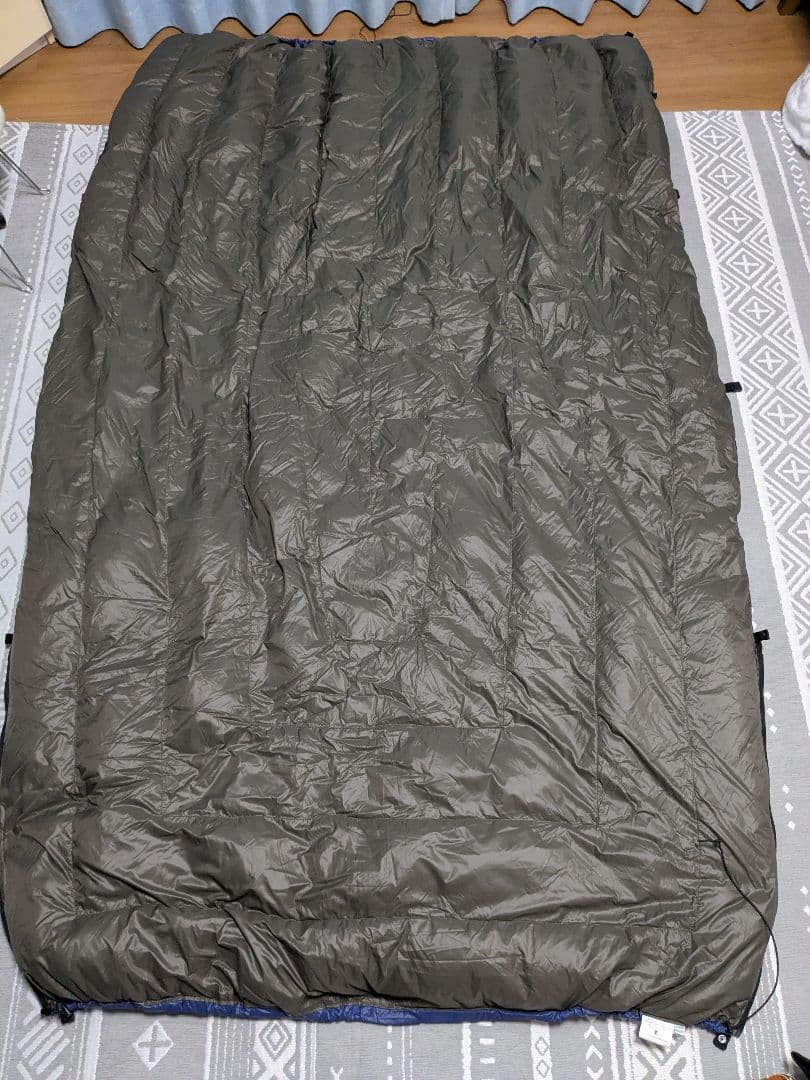 ENLIGHTENED EQUIPMENT REVELATION 20℉シュラフ