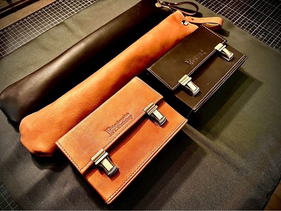 月末SALE！Pvt.Workshop 極 本革 デッキケース キャメル