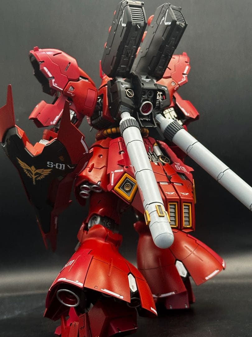 ガンプラ RG 全塗装完成品 サザビー 小改造