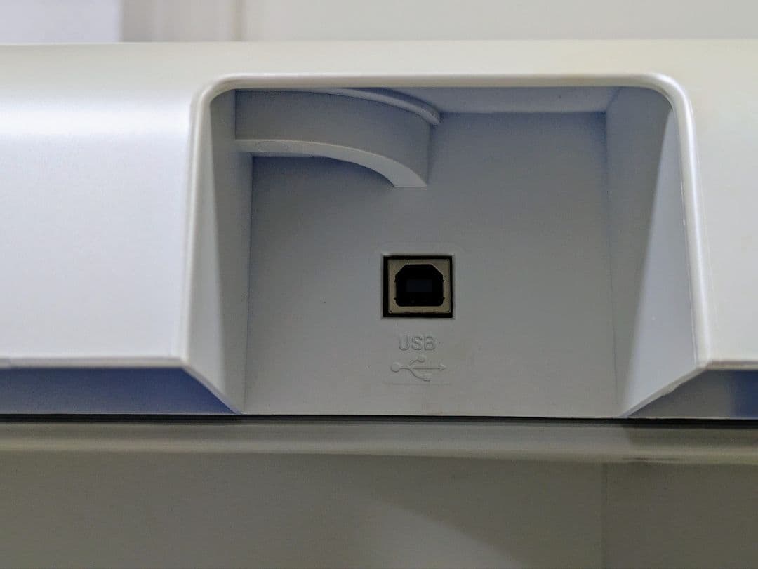 電子ピアノ LK-203TV カシオ　CASIO