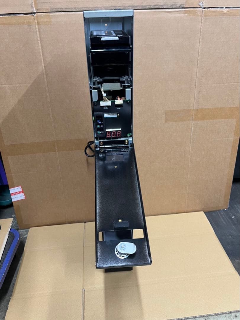 両替機　1000円→100円×10枚　EMS-7 （改）グローリー　領収書OK