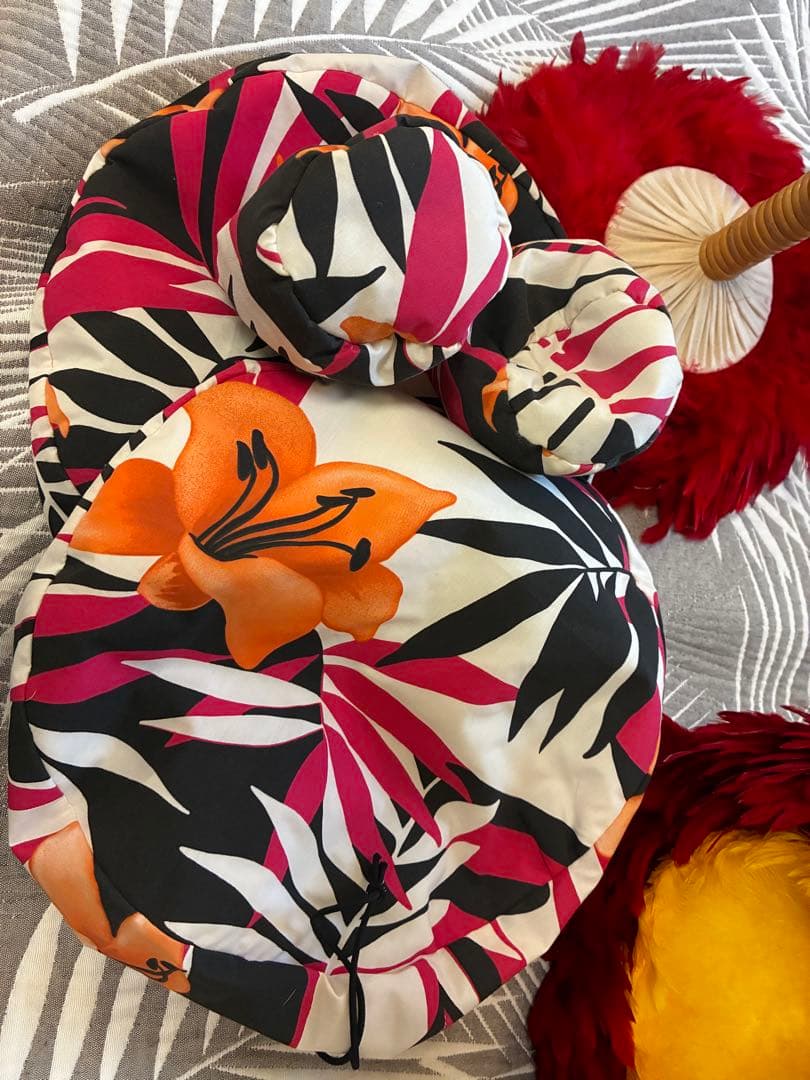 フラダンス　ウリウリ 一体型　カバー付　2個セット