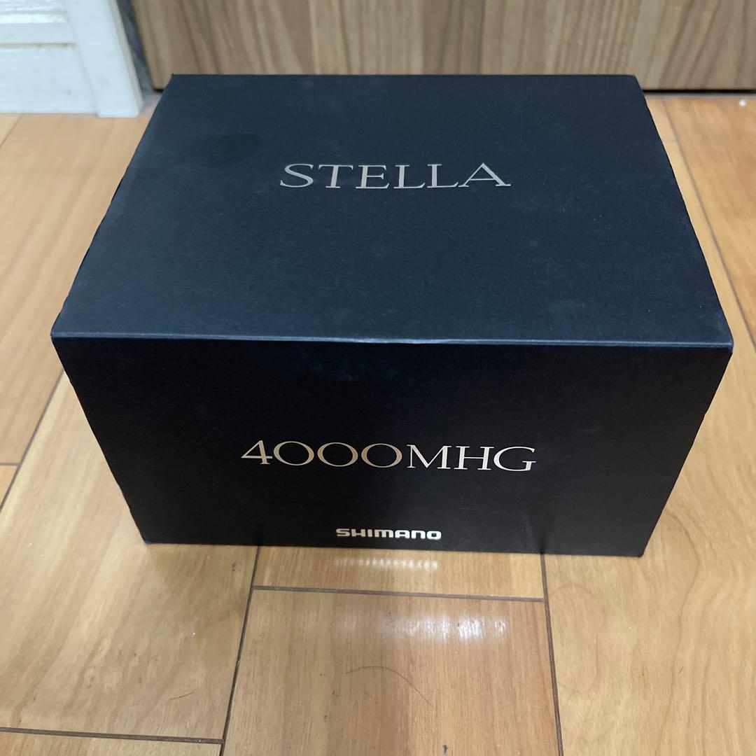 18 STELLA 4000MHG スピニングリール　新品未使用品