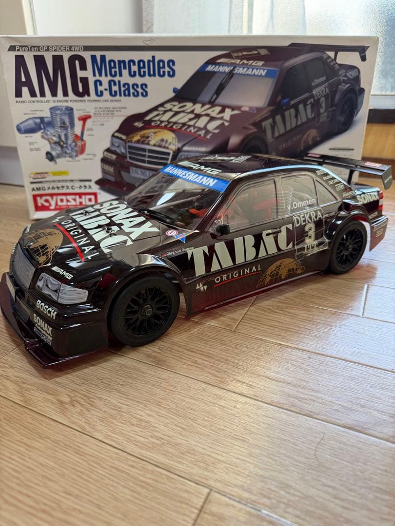 Kyosho AMG Mercedes C-Class ラジコン