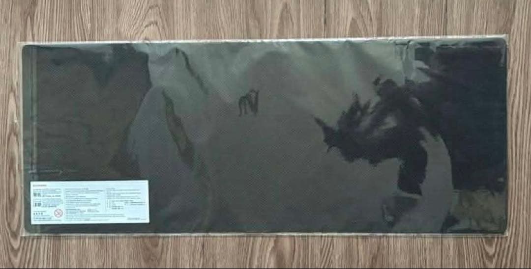 遊戯王 香港大会限定 佚楽の堕天使 ハーフ プレイマット