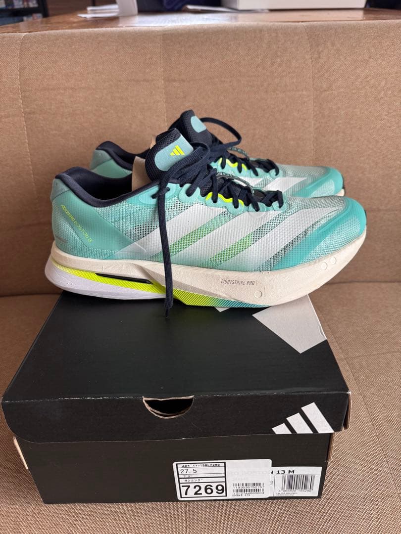 ADIZERO ボストン13 27.5センチ