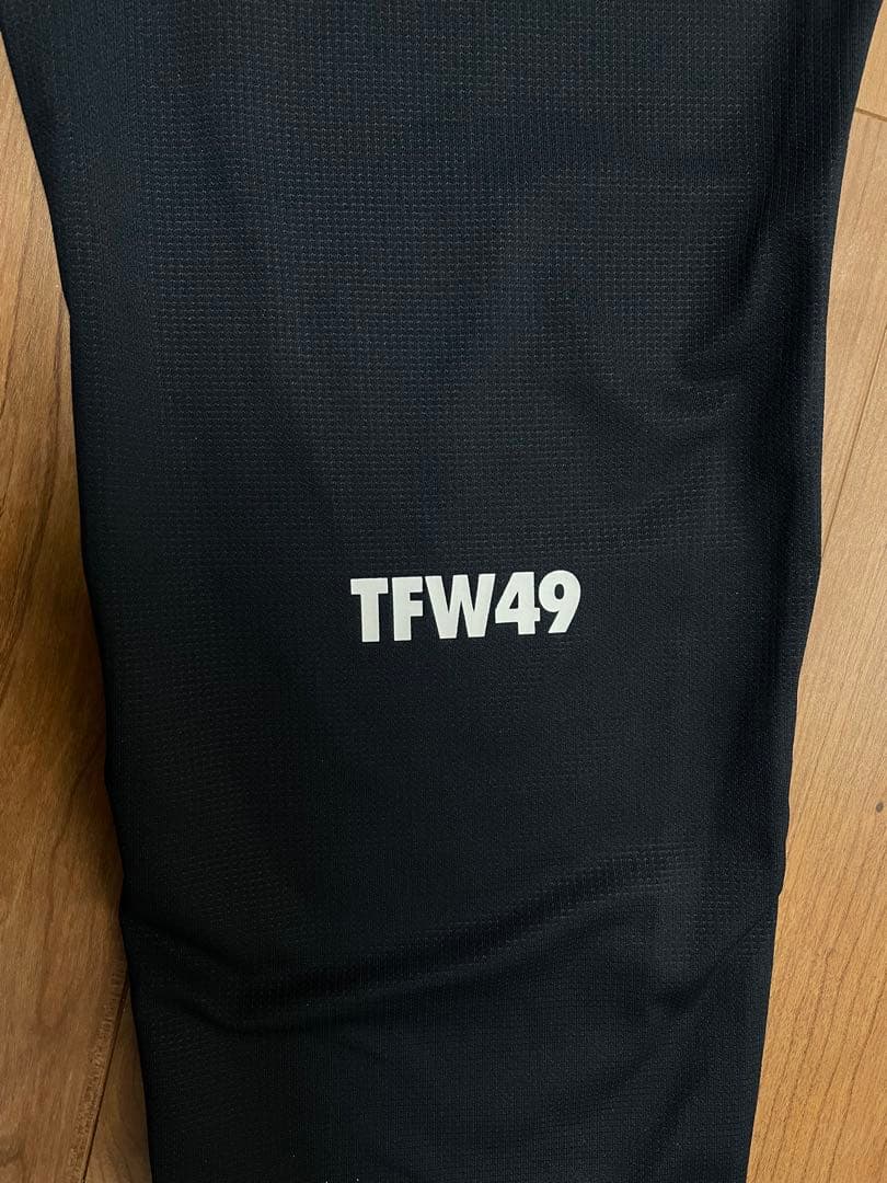 2025モデル　新品未使用タグ付き　TFW49 ハイブリッドパンツ　ブラック　L